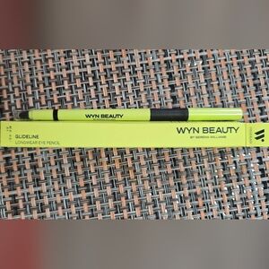 WYN Beauty Black Eyeliner